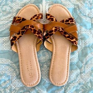 NWOT LC Lauren Conrad Slides Sandals